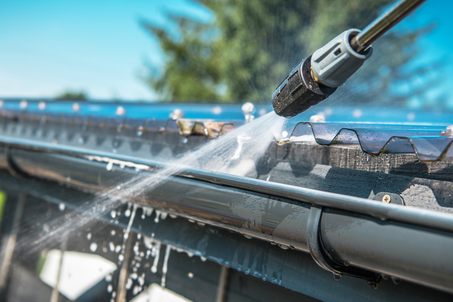 Quality Berkshire Roof Cleaning & Coating contractors